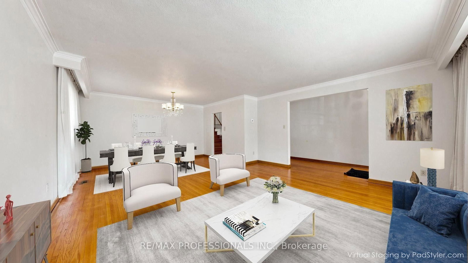 26 Woodcrest Drive • Toronto, ON photo 8