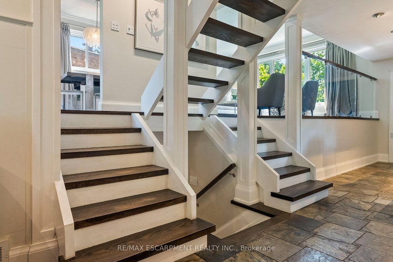 175 Mohawk Oakville,ON L6L 2Z1 — Photo 15