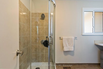 175 Mohawk Oakville,ON L6L 2Z1 — Photo 26