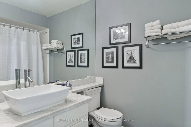 175 Mohawk Oakville,ON L6L 2Z1 — Photo 28