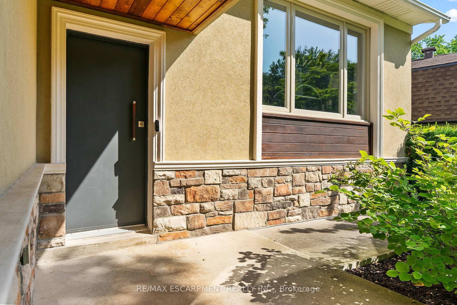 175 Mohawk Oakville,ON L6L 2Z1 — Photo 8