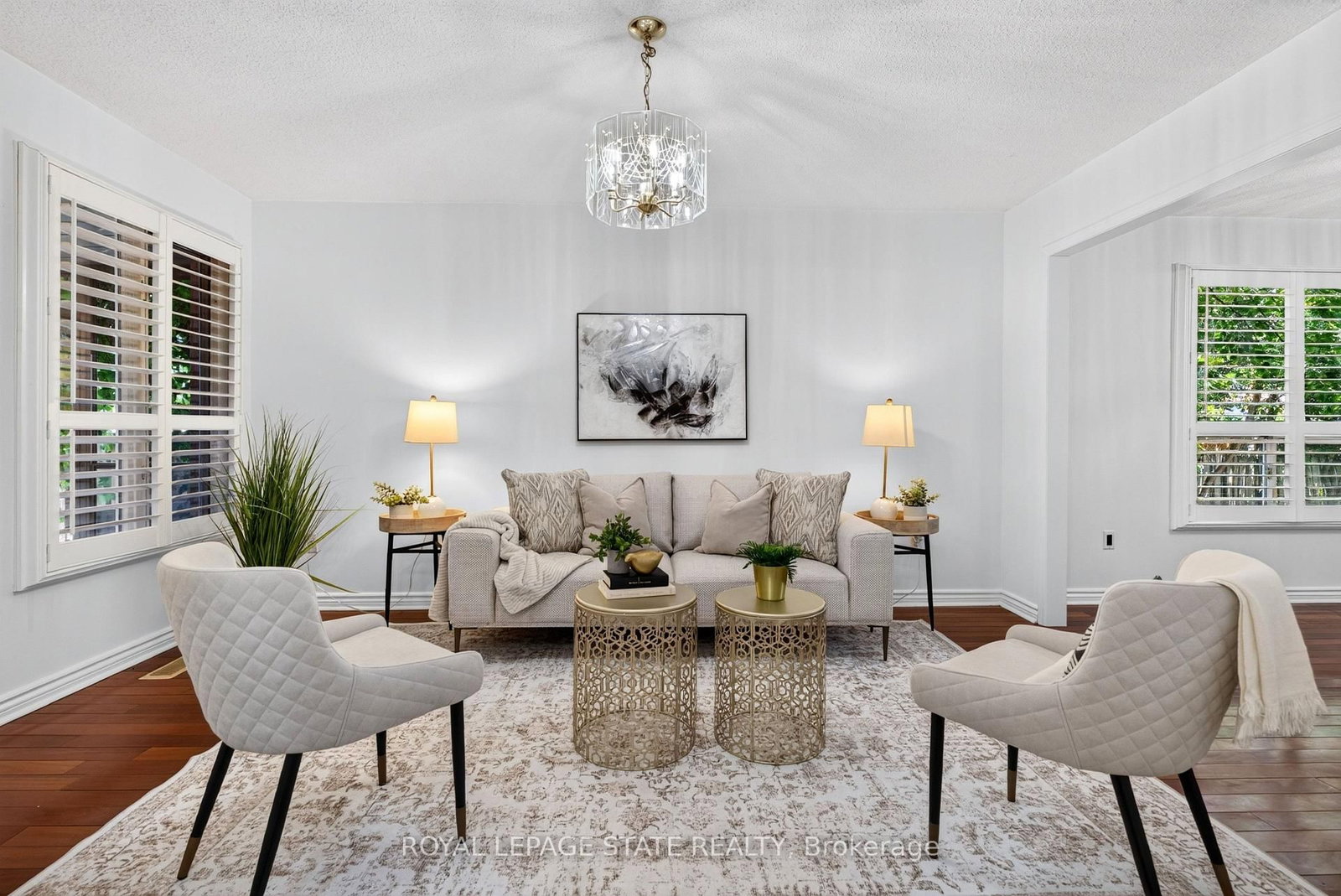 3631 Cherrington Crescent • Mississauga, ON photo 2