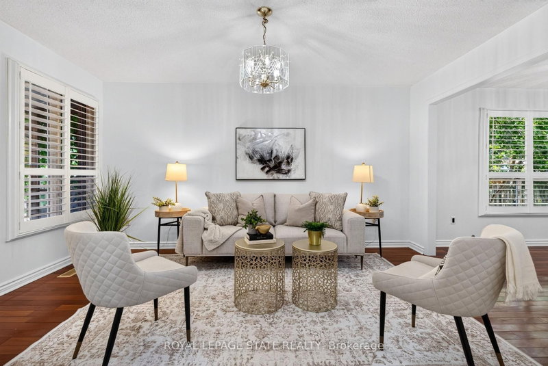 3631 Cherrington Crescent