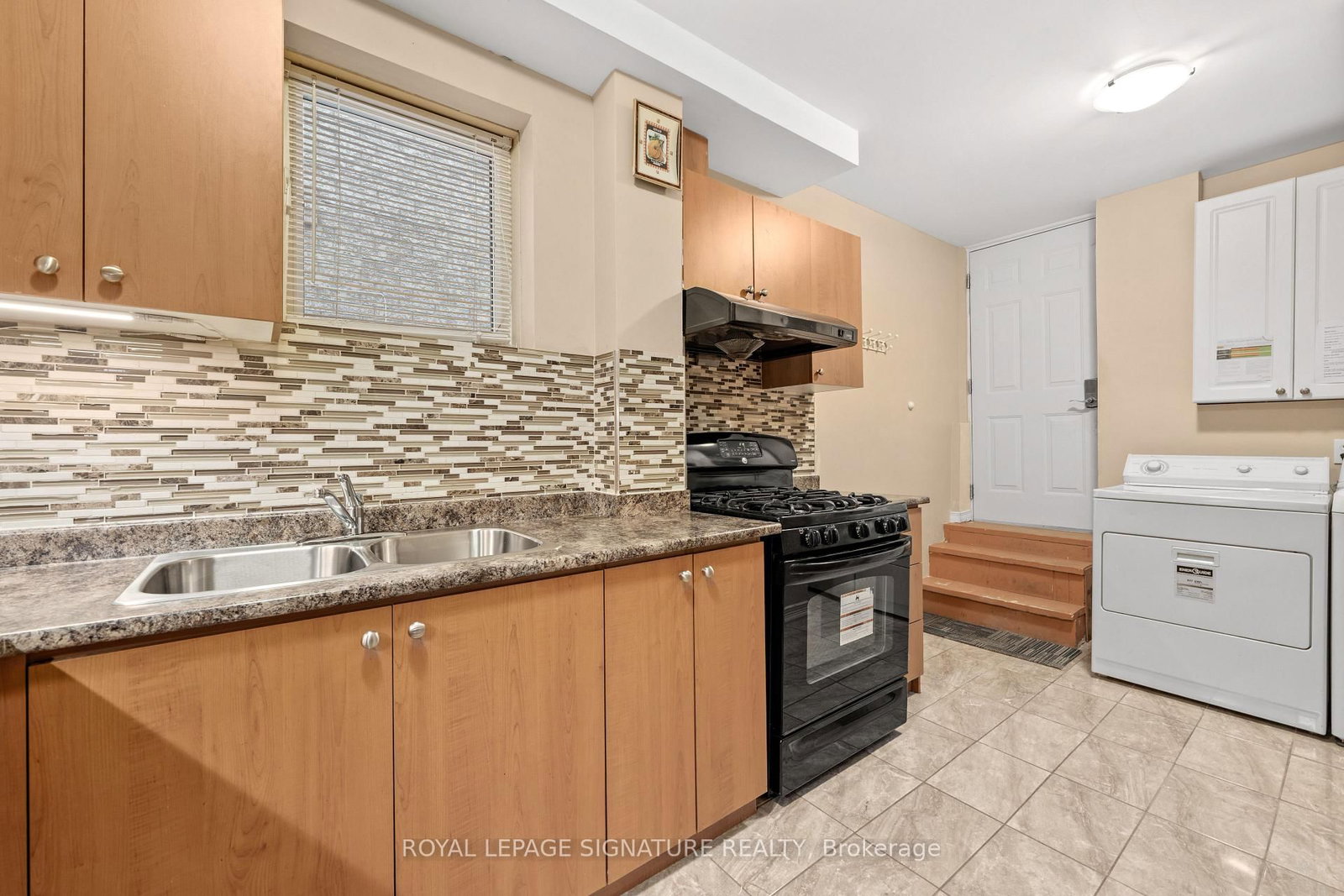 687 Twain Avenue • Mississauga, ON photo 26