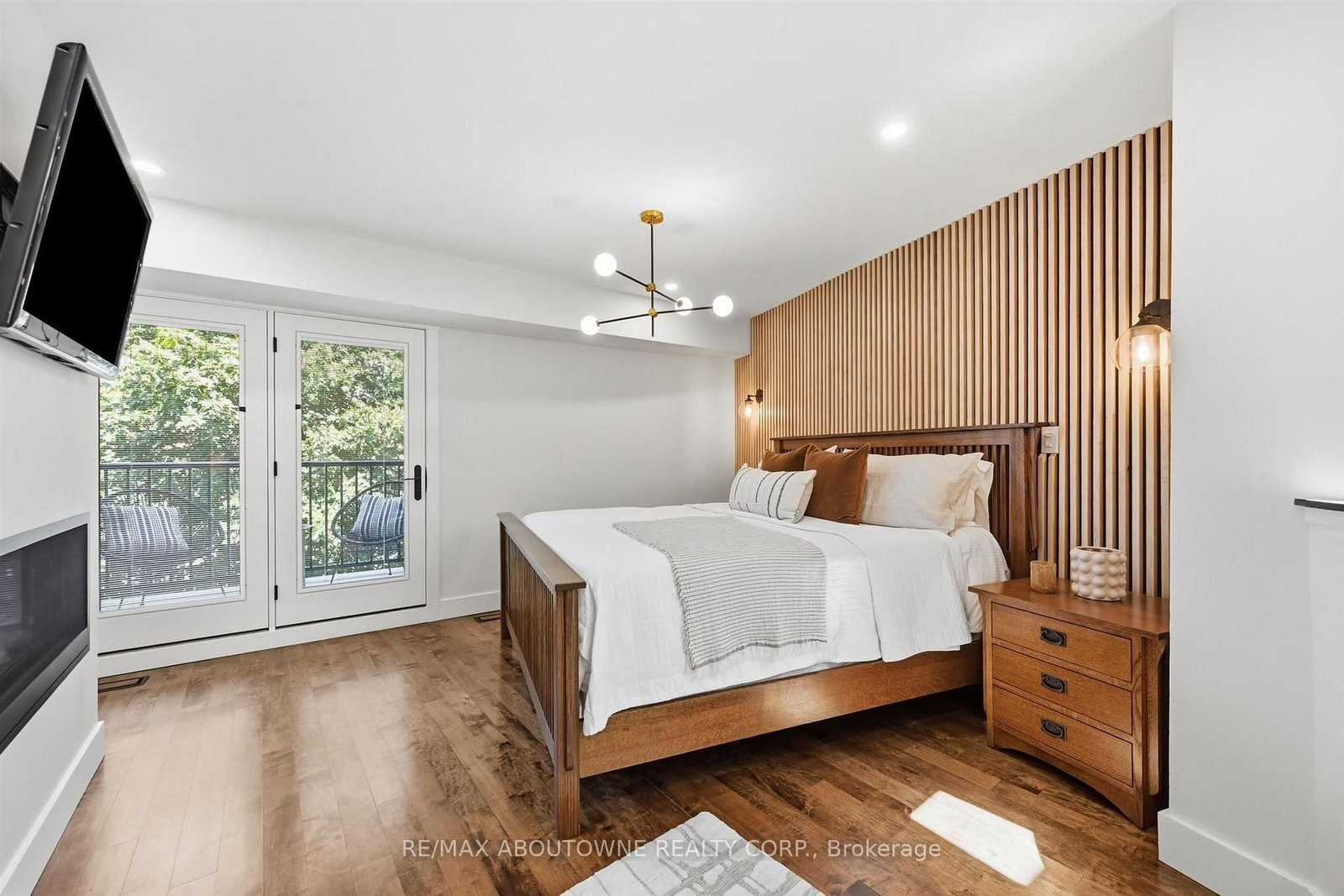 25 Southwind Terrace • Oakville, ON photo 32