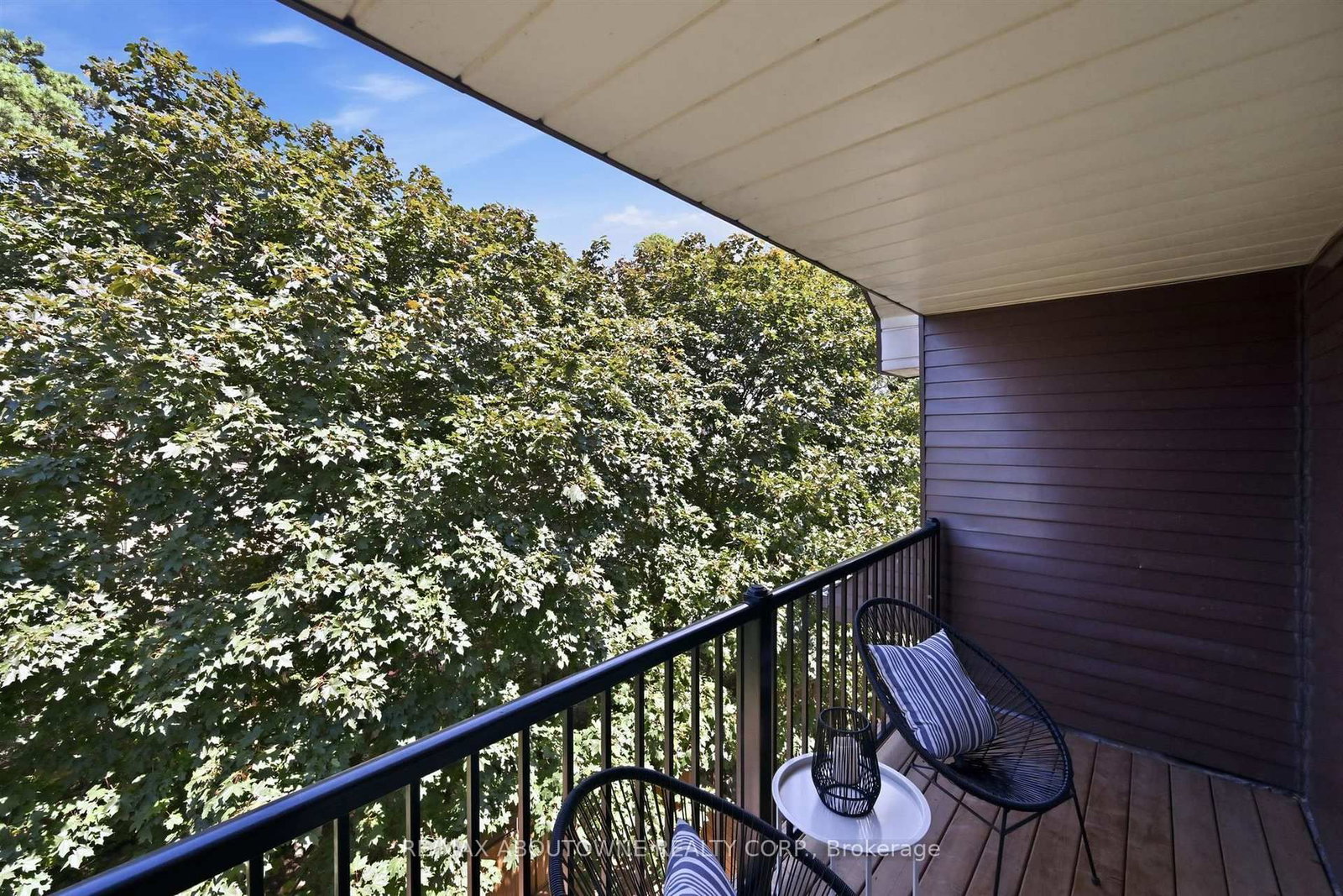 25 Southwind Terrace • Oakville, ON photo 35