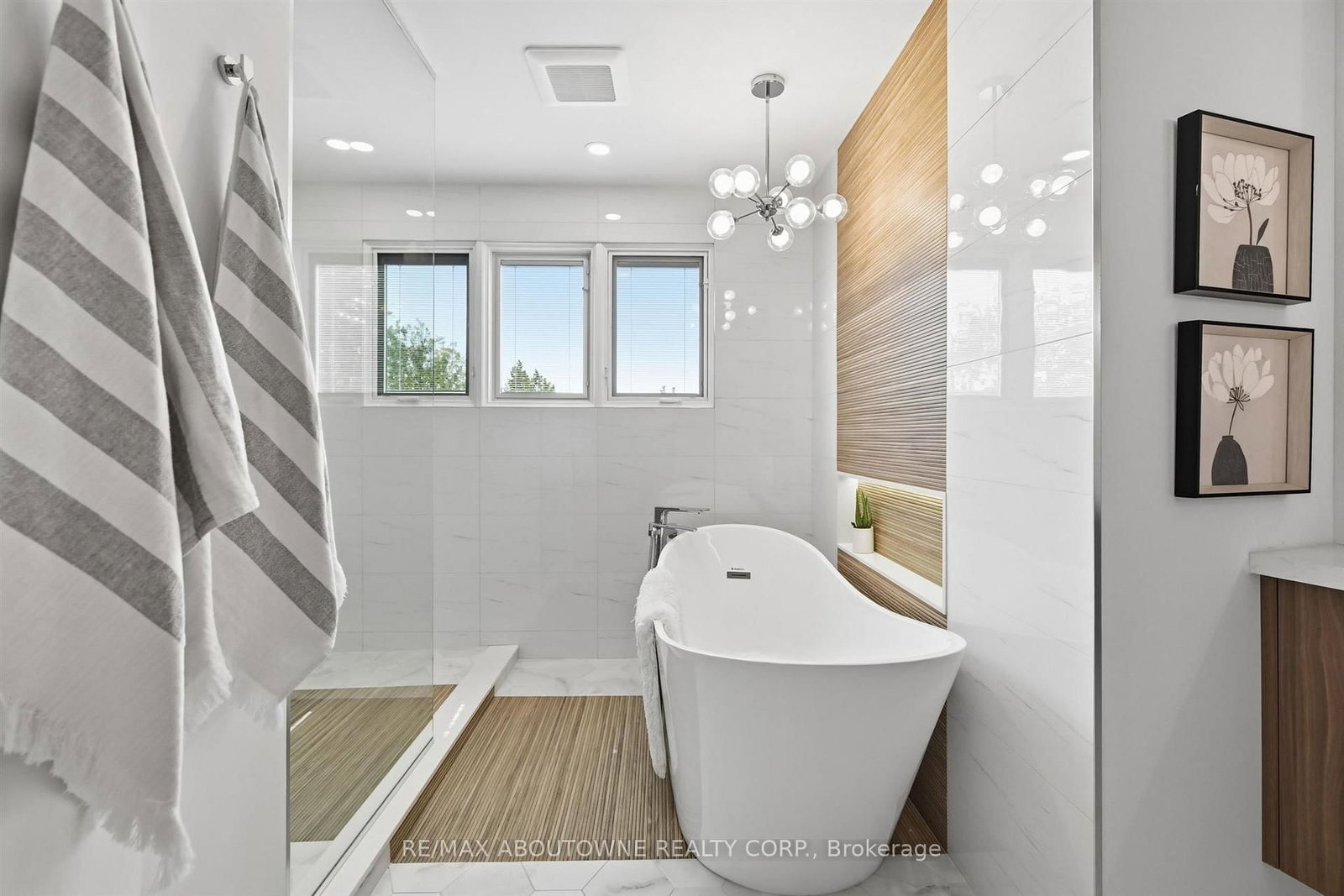 25 Southwind Terrace • Oakville, ON photo 40