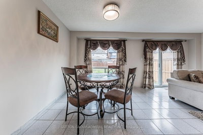 162 Bighorn Crescent, Brampton, ON, photo 5