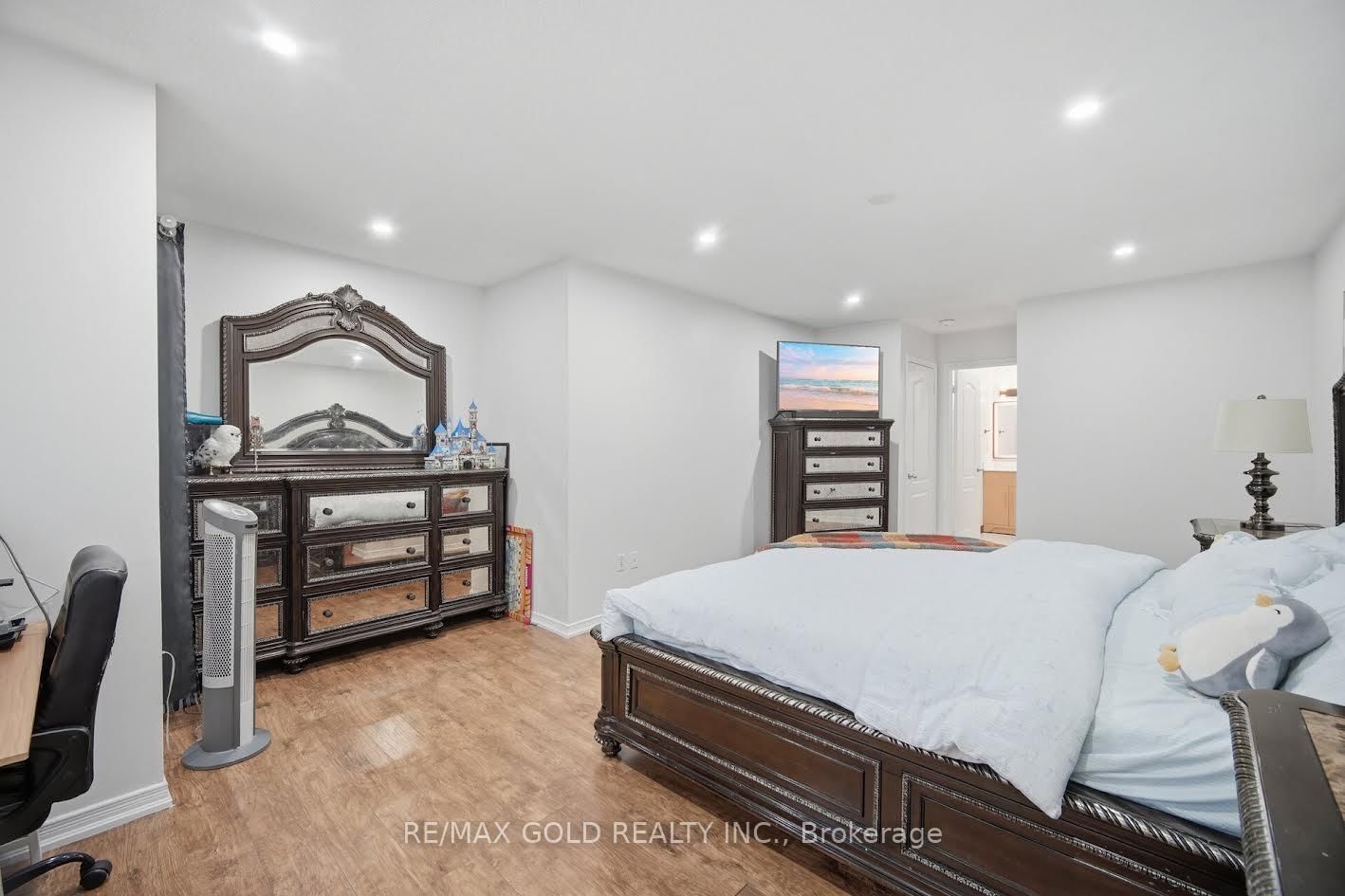 61 Saintsbury Crescent • Brampton, ON photo 27