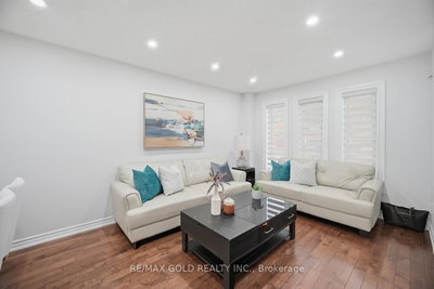 61 Saintsbury Crescent • Brampton, ON photo 9