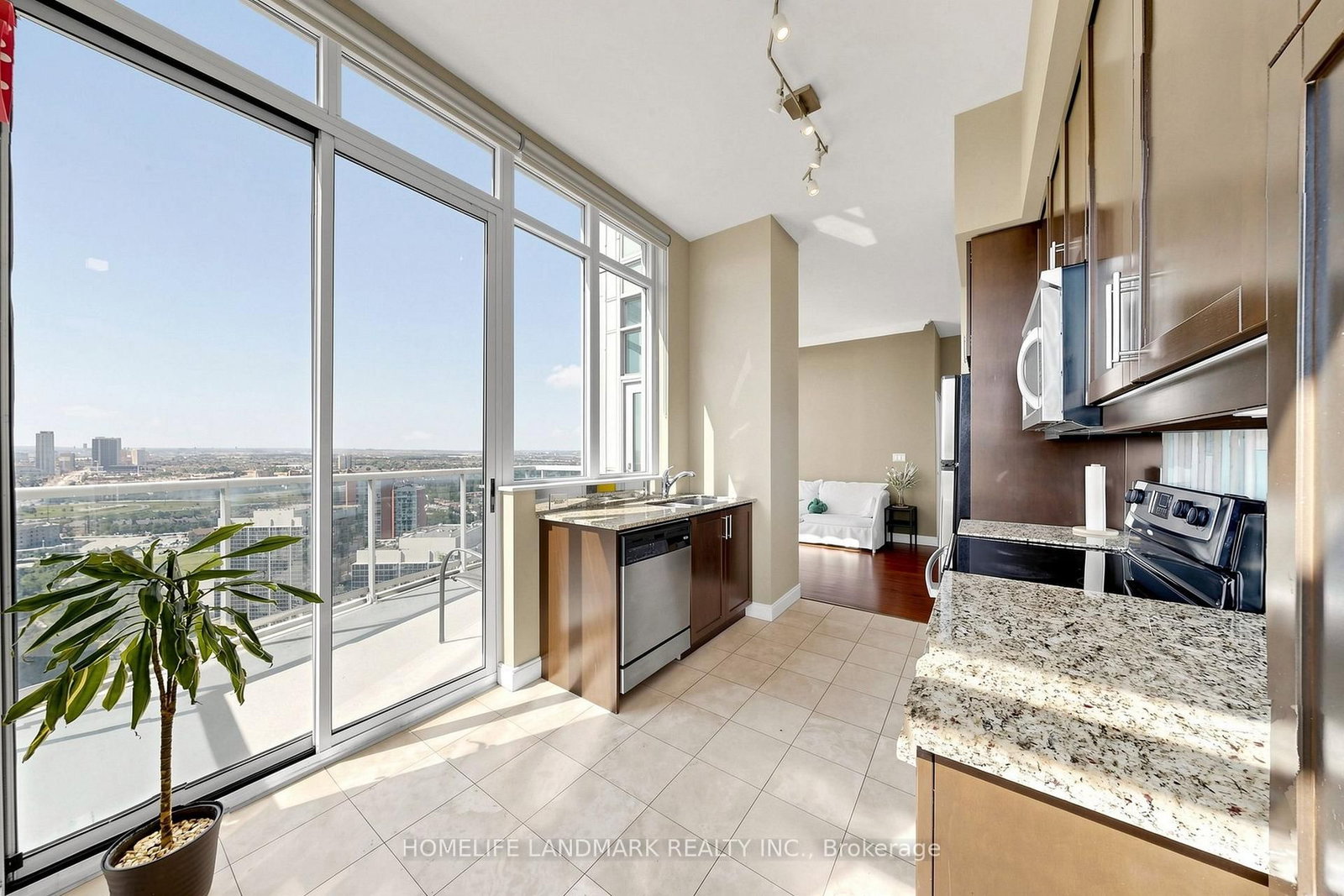 80 Absolute Mississauga,ON L4Z 0A5 — Photo 15