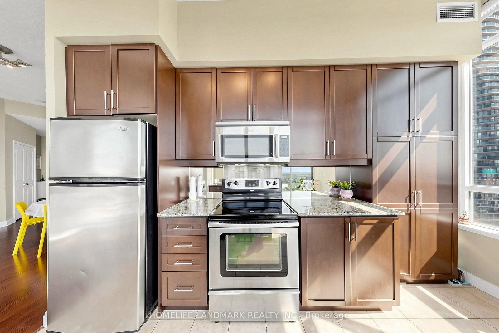 80 Absolute Mississauga,ON L4Z 0A5 — Photo 17