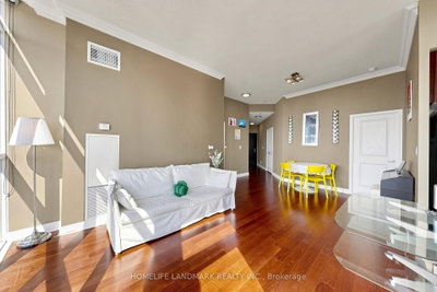 80 Absolute Mississauga,ON L4Z 0A5 — Photo 8