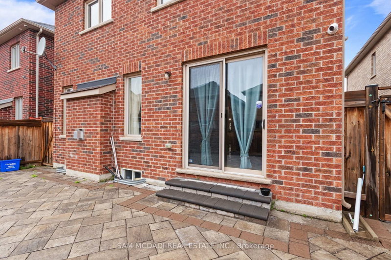 80 Durango Brampton,ON L6X 5G9 — Photo 37