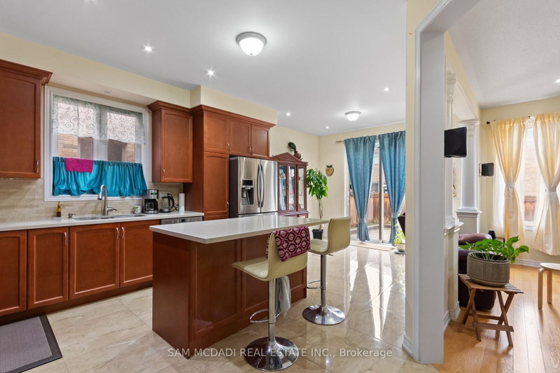 80 Durango Brampton,ON L6X 5G9 — Photo 9