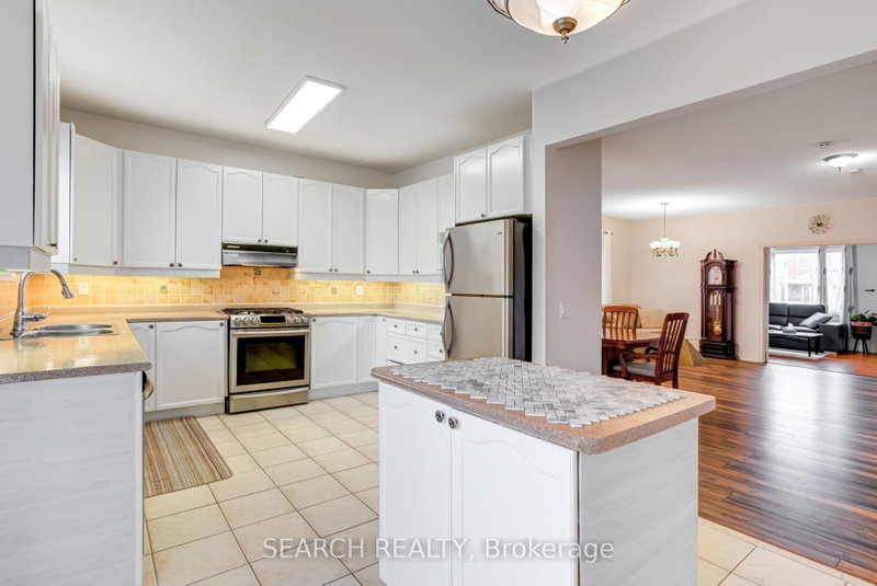 19 Treeline Brampton,ON L6P 1C5 — Photo 12