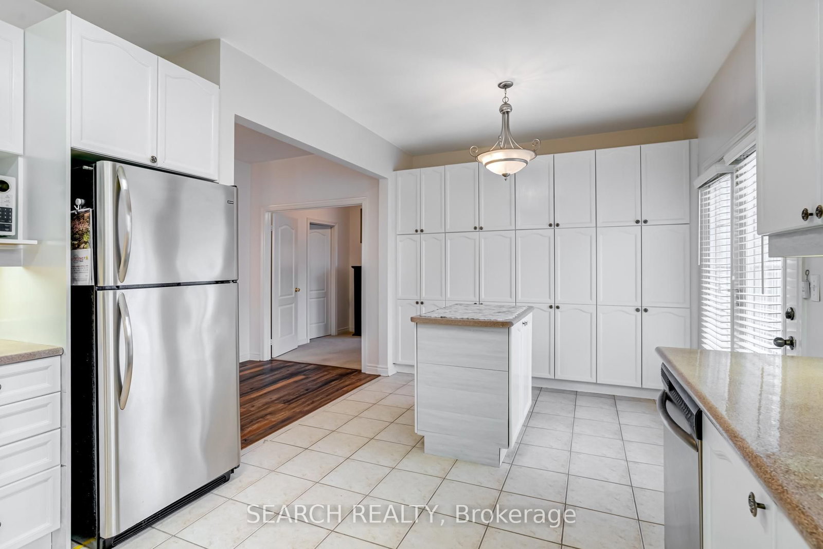 19 Treeline Boulevard • Brampton, ON photo 14