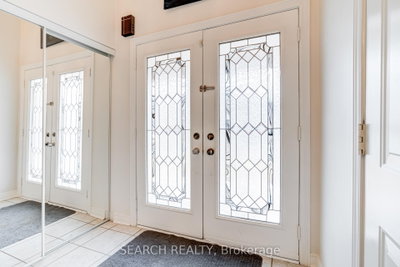 19 Treeline Boulevard • Brampton, ON photo 2
