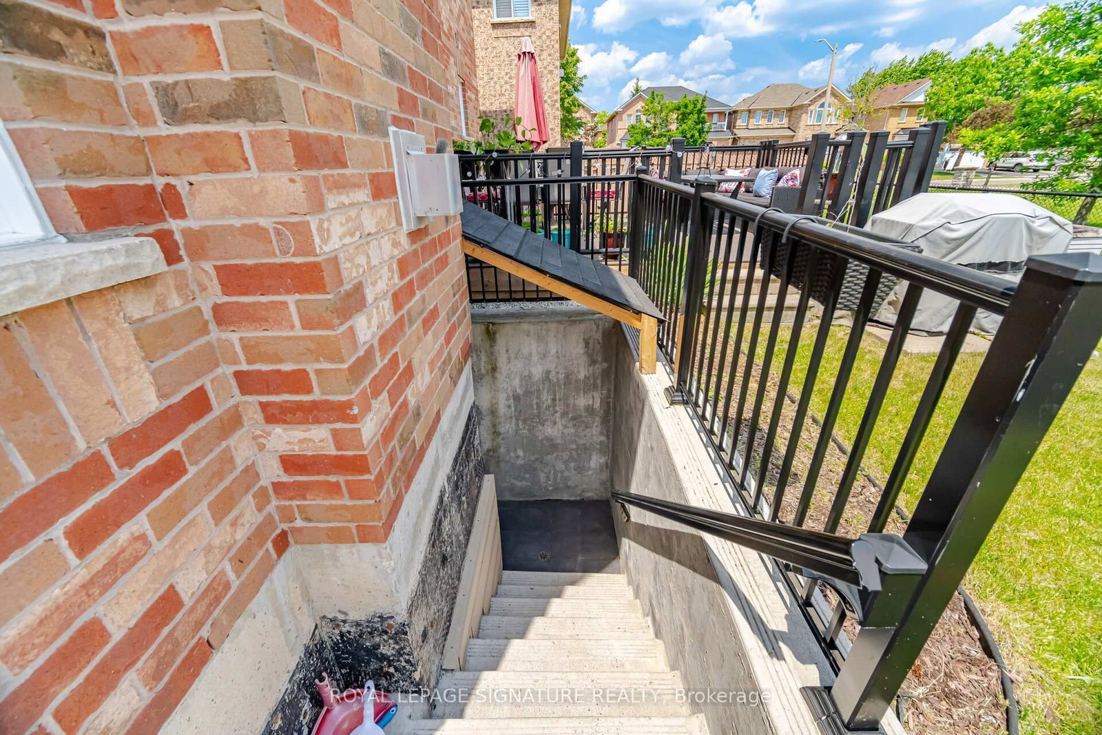 34 Nina Place N • Brampton, ON photo 35