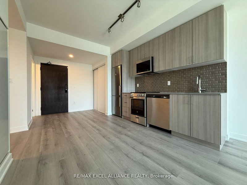 358 - 1005 Dundas Street E