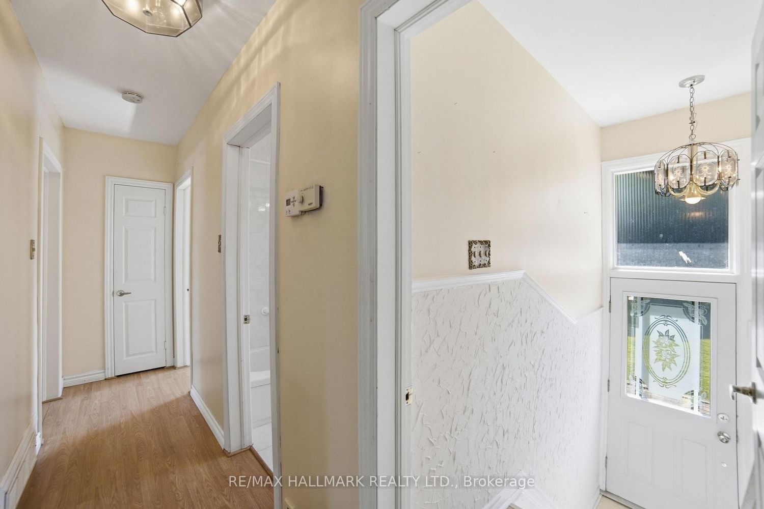 1392 Rebecca Street • Oakville, ON photo 13