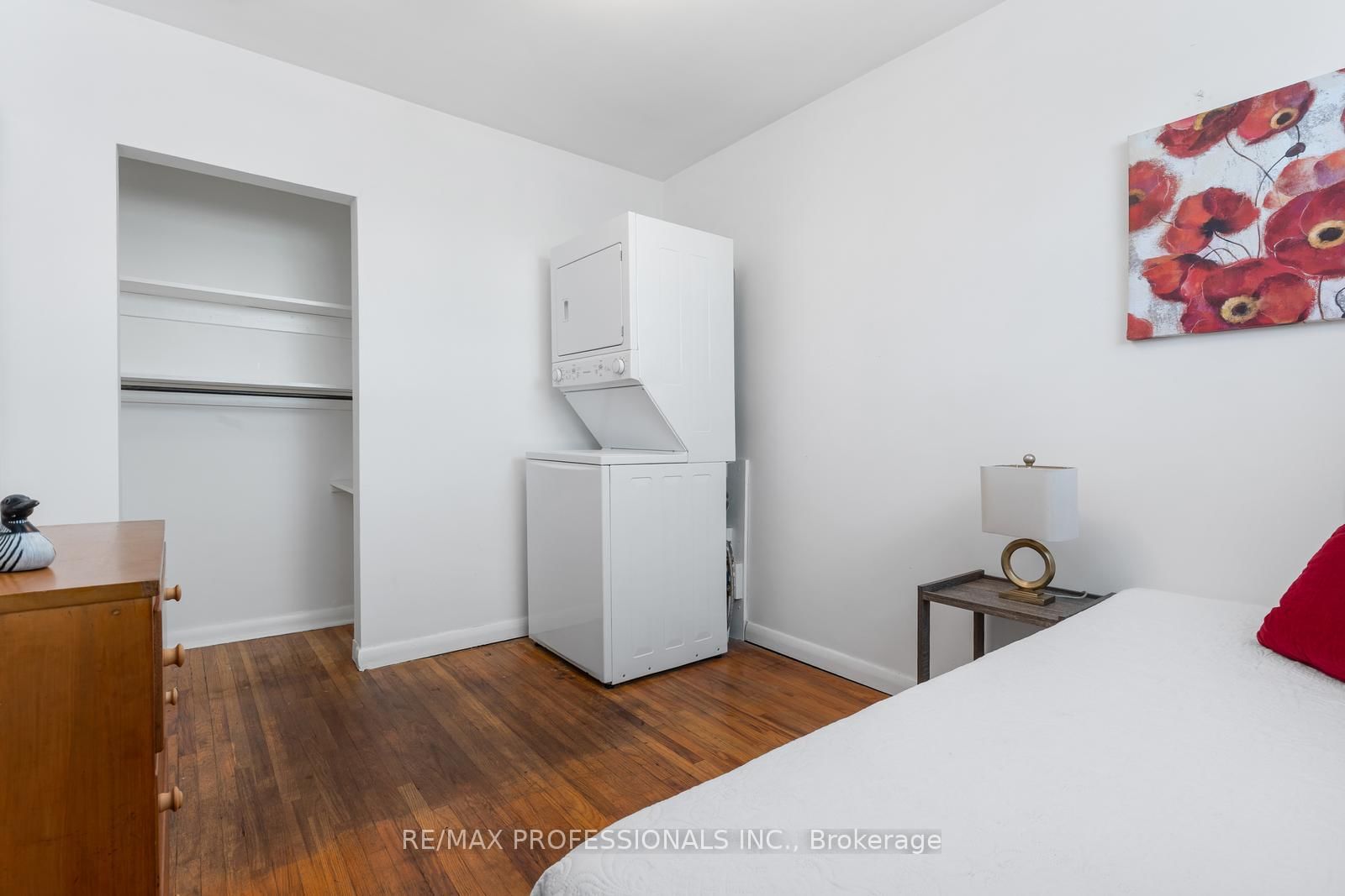 25 Hardwick Court • Toronto, ON photo 18