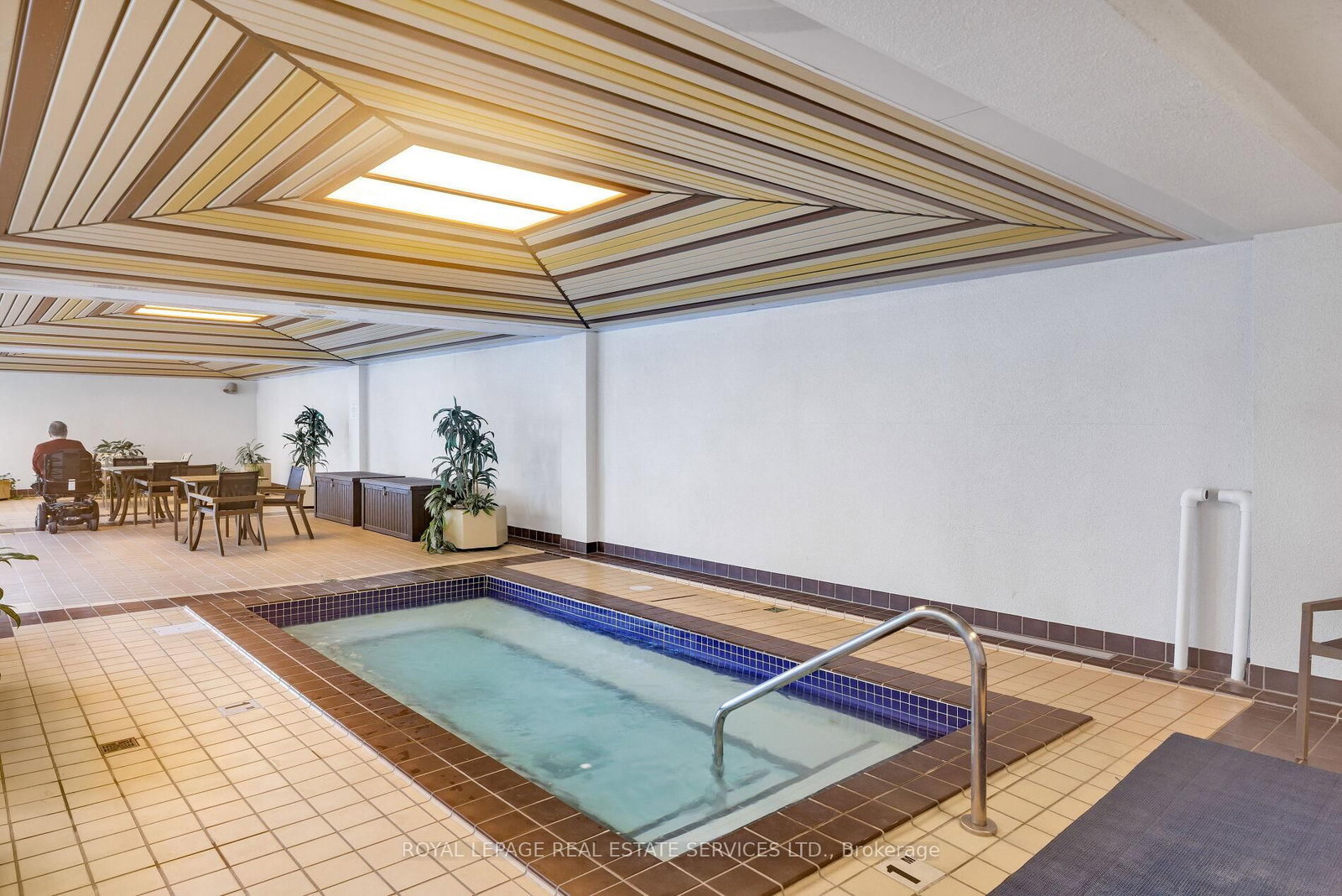 2180 Marine Drive • #1401 • Oakville, ON photo 36