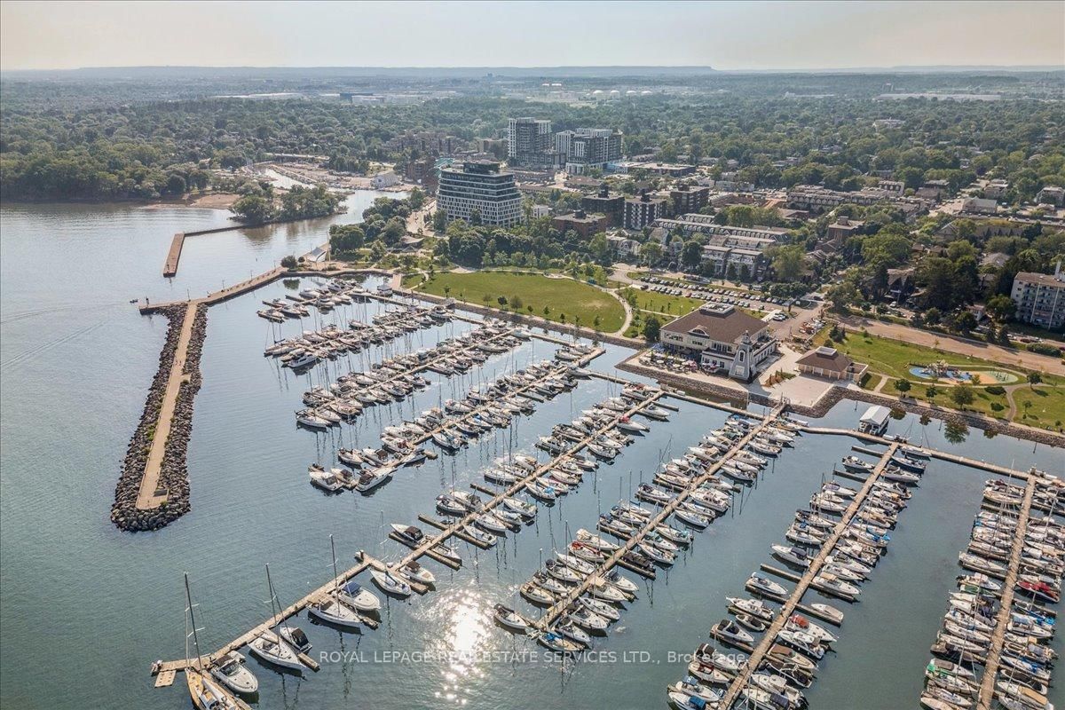 2180 Marine Drive • #1401 • Oakville, ON photo 43