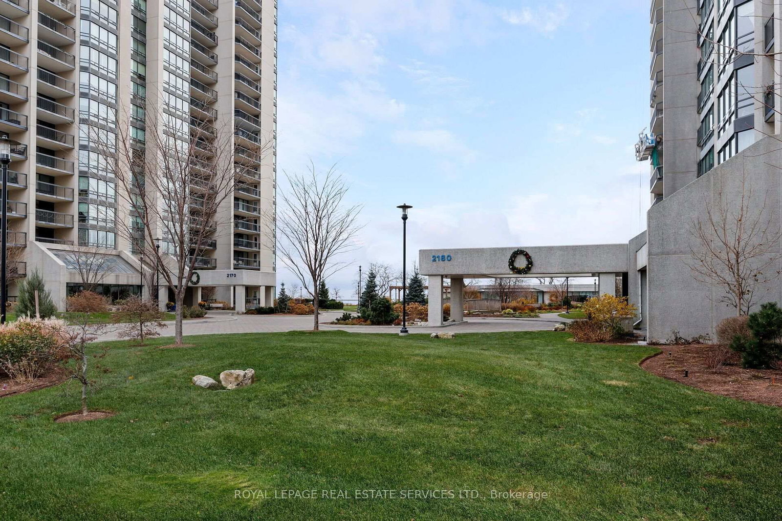 2180 Marine Drive • #1401 • Oakville, ON photo 45