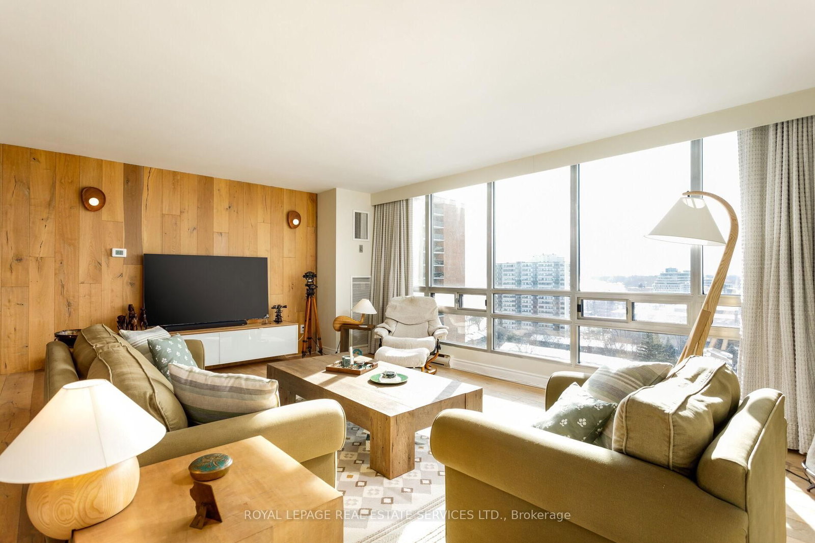 2180 Marine Drive • #1401 • Oakville, ON photo 5