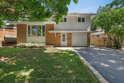 18 Osborne Oakville,ON L6H 1G1 — Photo 1