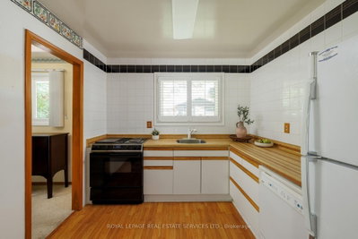 18 Osborne Oakville,ON L6H 1G1 — Photo 12