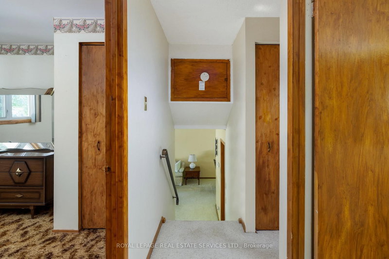 18 Osborne Oakville,ON L6H 1G1 — Photo 15