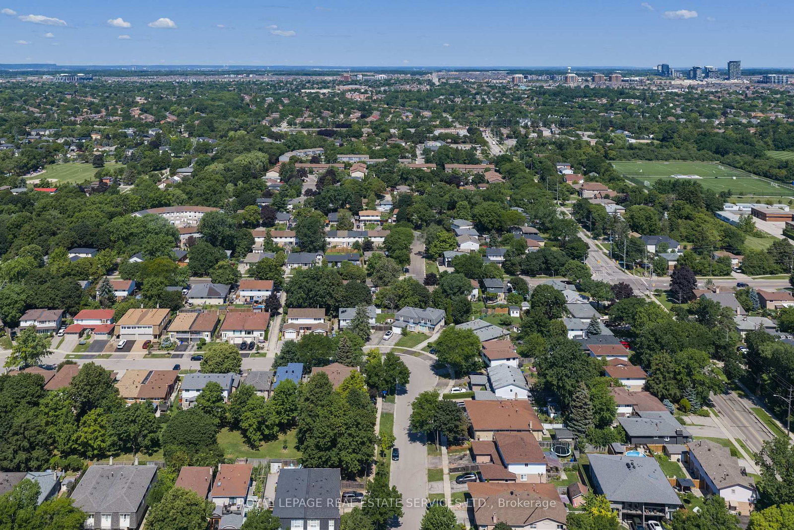 18 Osborne Crescent • Oakville, ON photo 31
