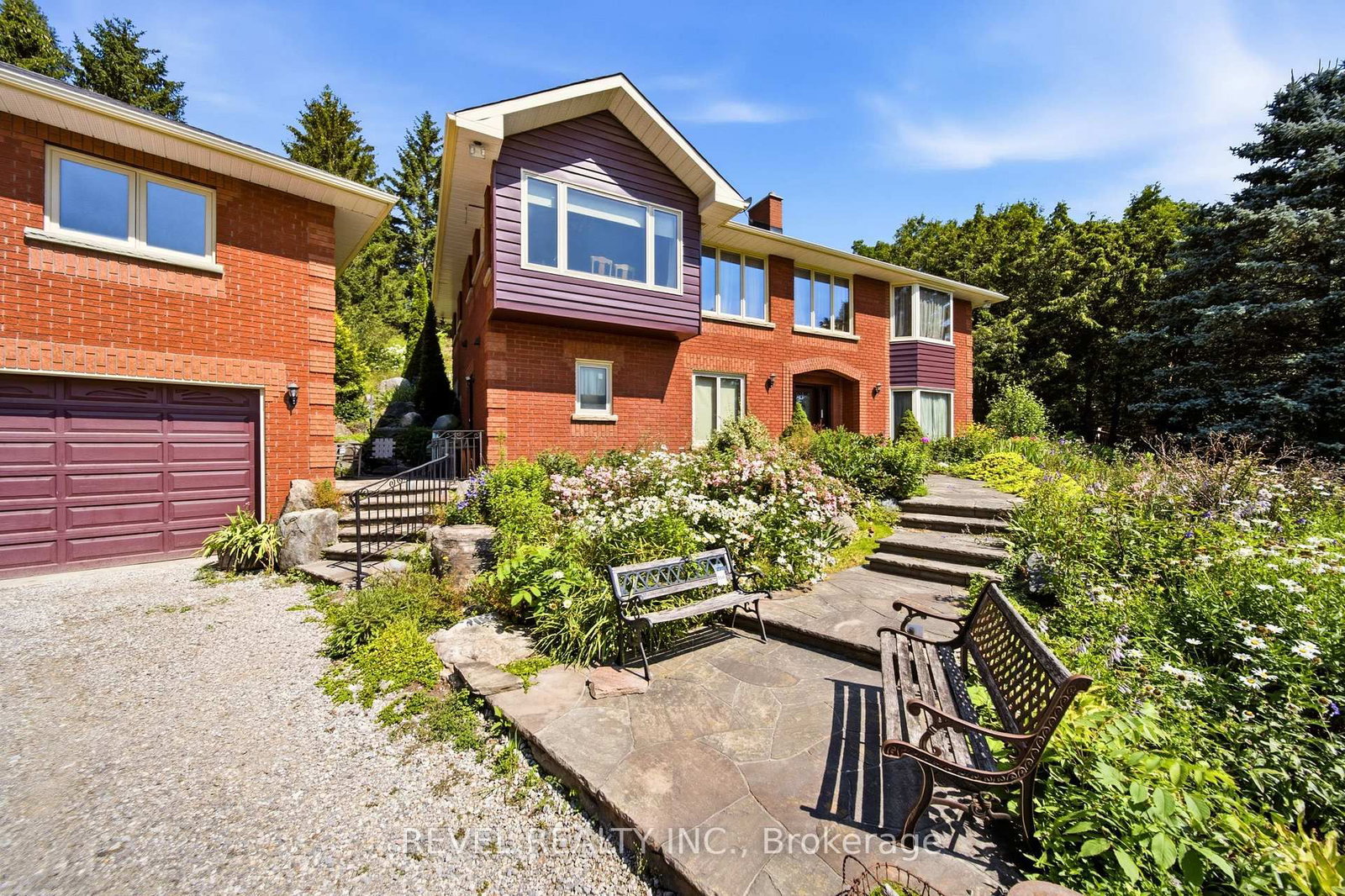 3156 Escarpment Side Road • Caledon, ON photo 3