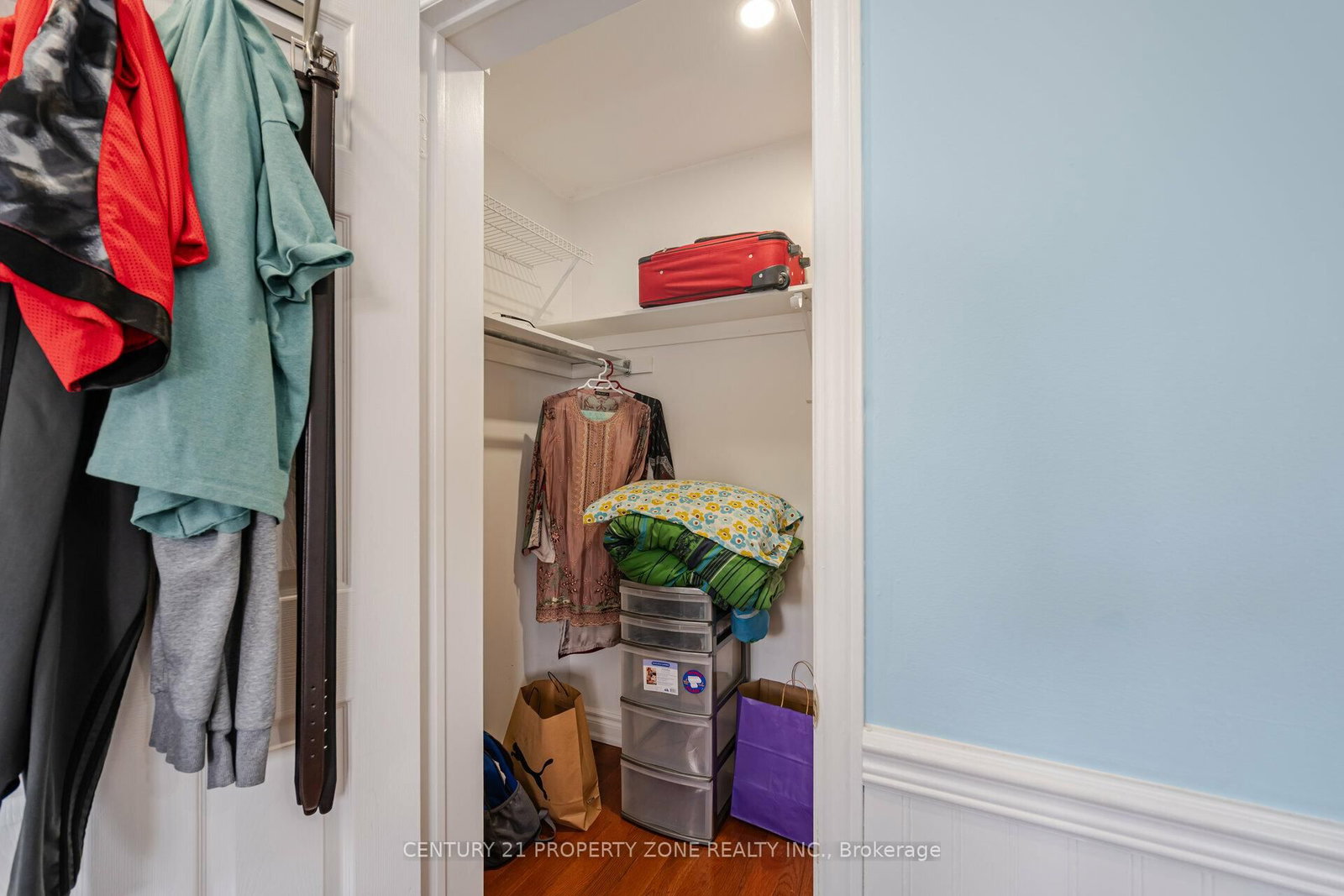Listing Image 22