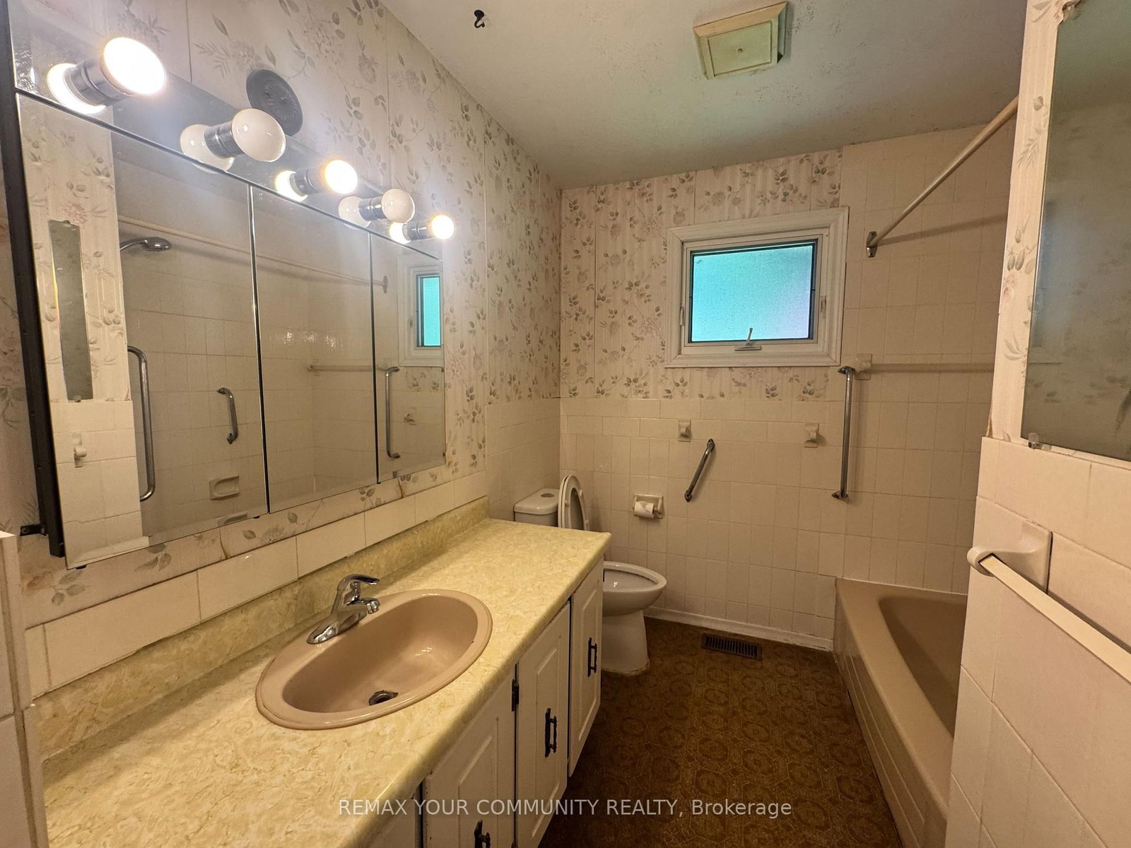2063 Waters Edge Oakville,ON L6L 1A3 — Photo 15