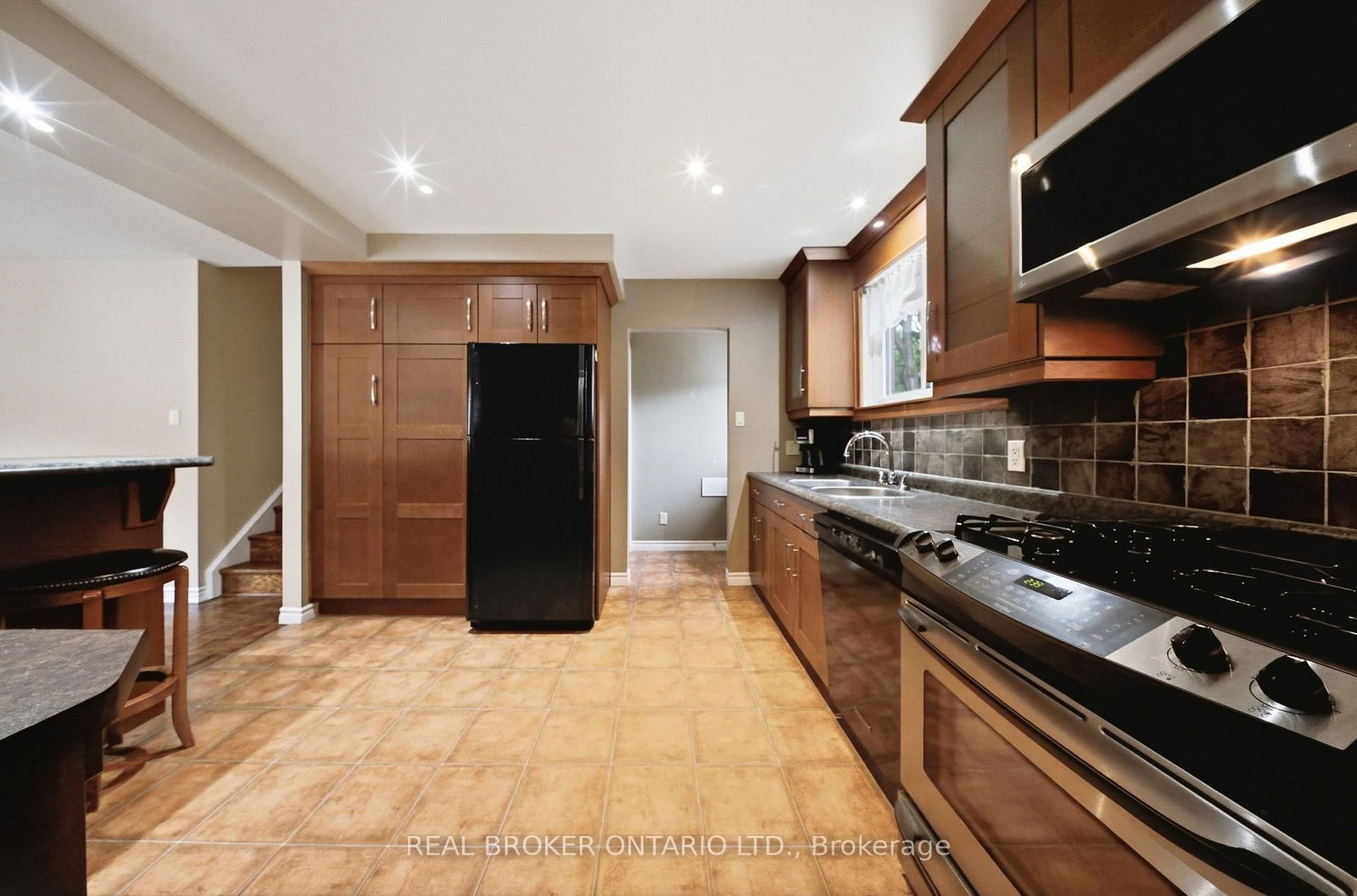 3157 Palmer Drive • Burlington, ON photo 15