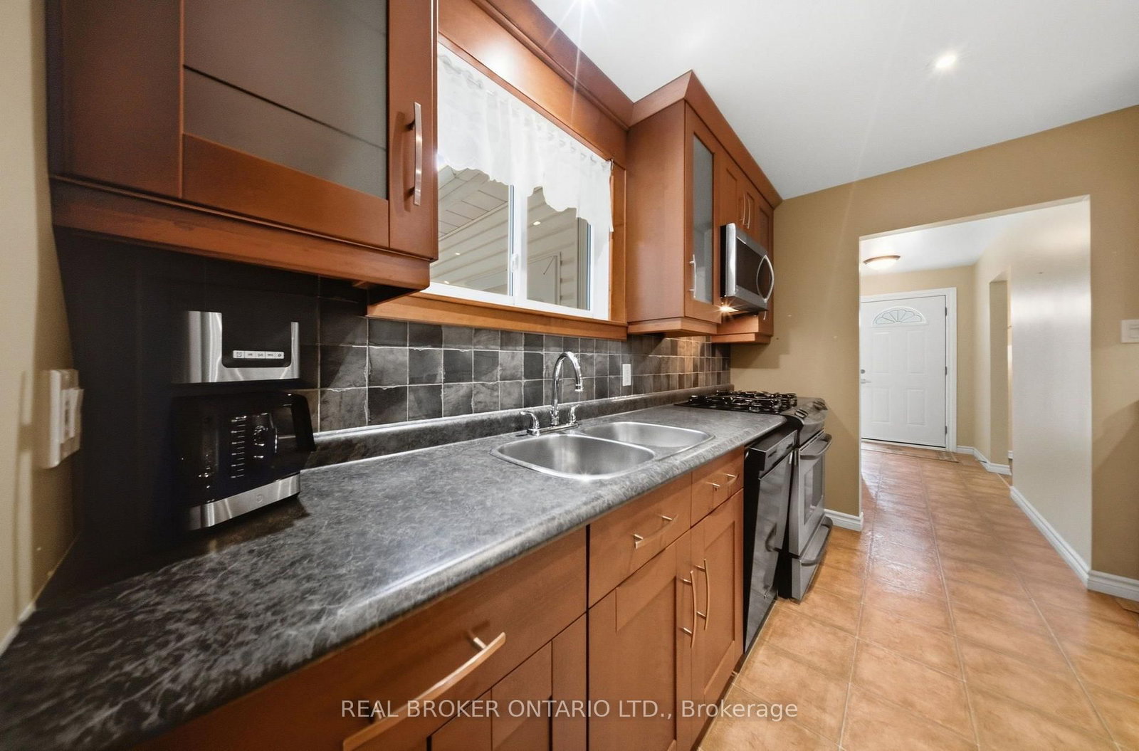 3157 Palmer Drive • Burlington, ON photo 17