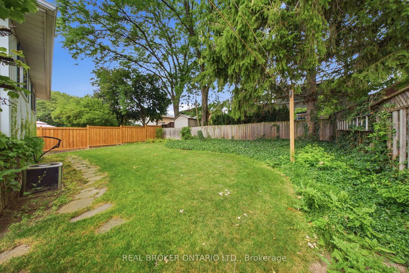 3157 Palmer Drive • Burlington, ON photo 38