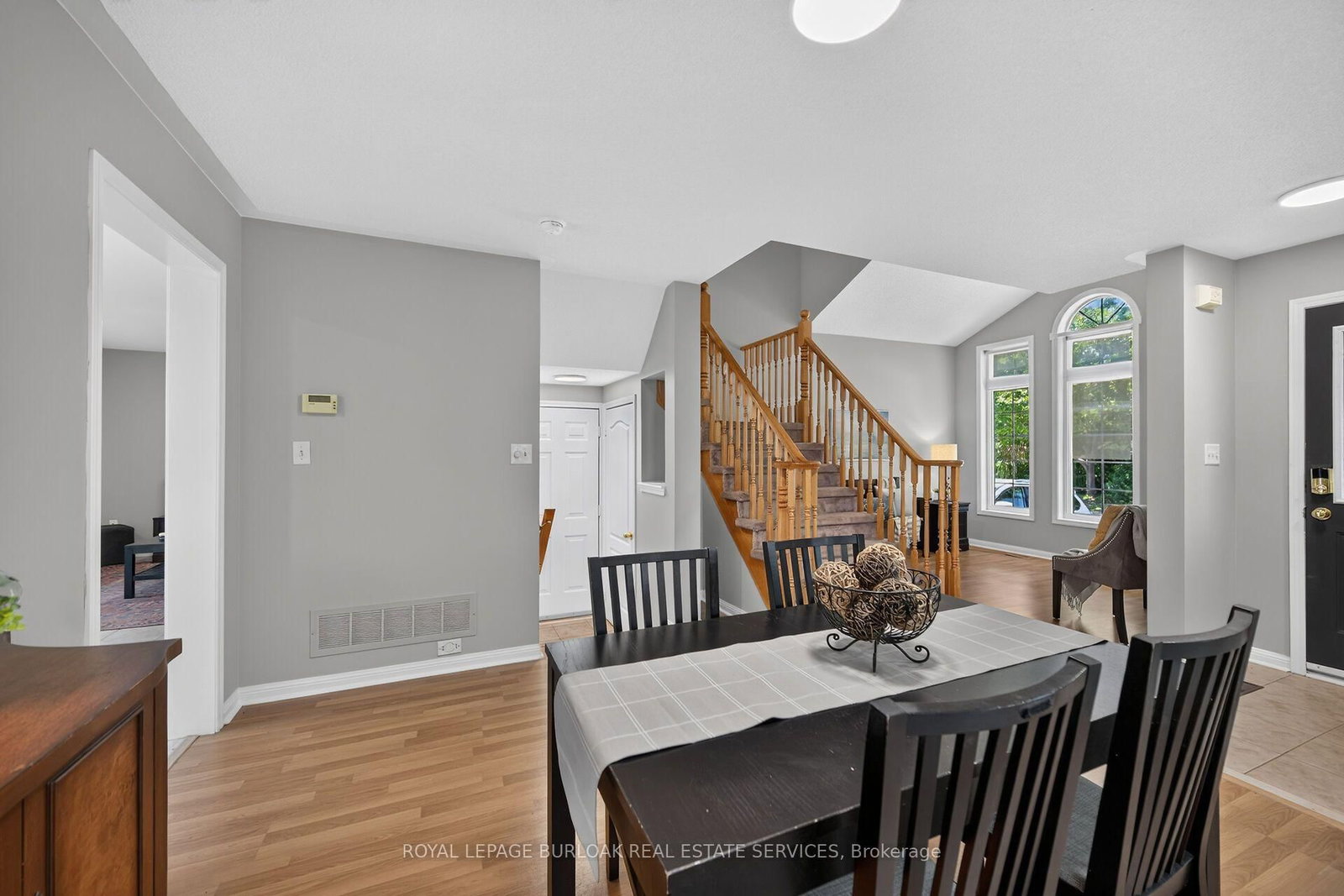 5660 Rosaline Road • Burlington, ON photo 11