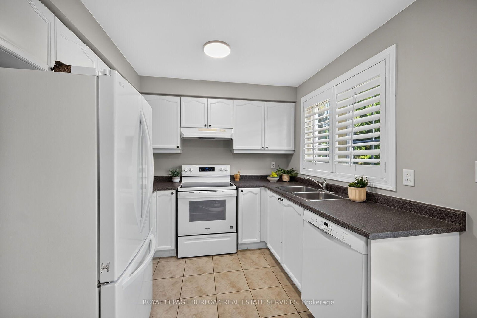 5660 Rosaline Road • Burlington, ON photo 14