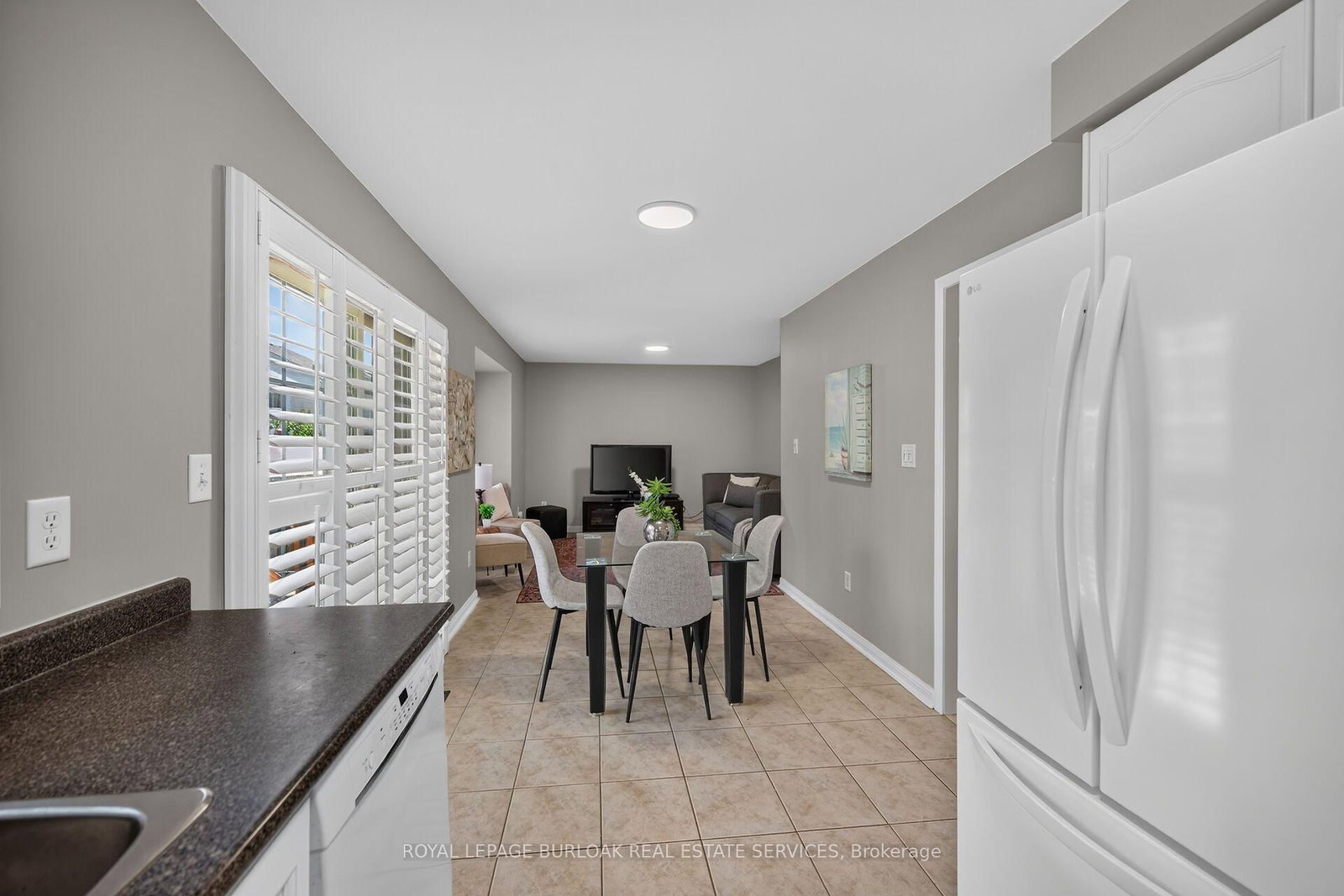 5660 Rosaline Road • Burlington, ON photo 15