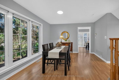 5660 Rosaline Road • Burlington, ON photo 8