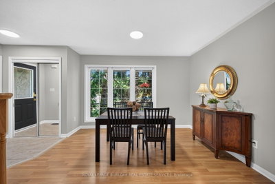 5660 Rosaline Road • Burlington, ON photo 9