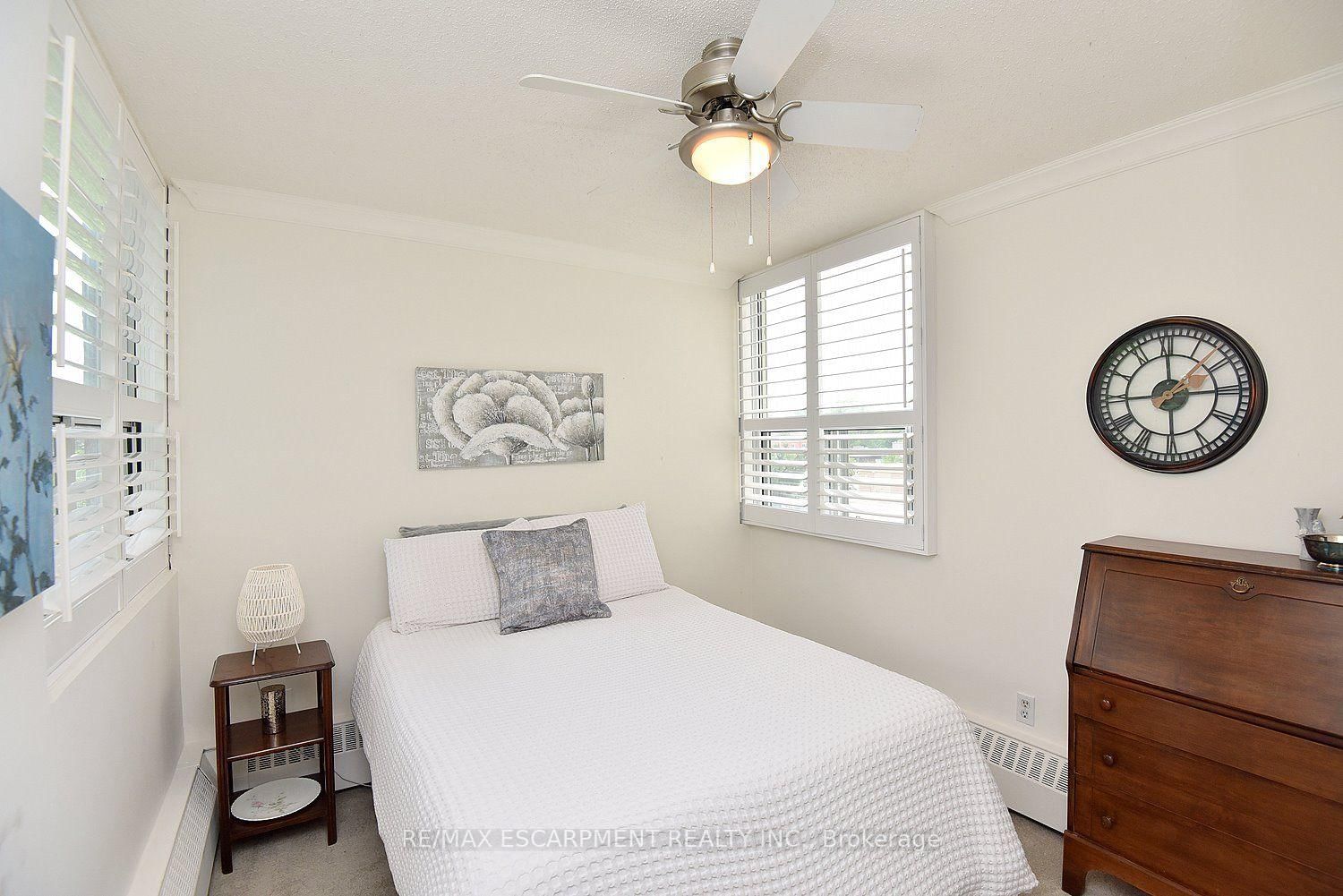 2263 Marine Drive • #401 • Oakville, ON photo 18