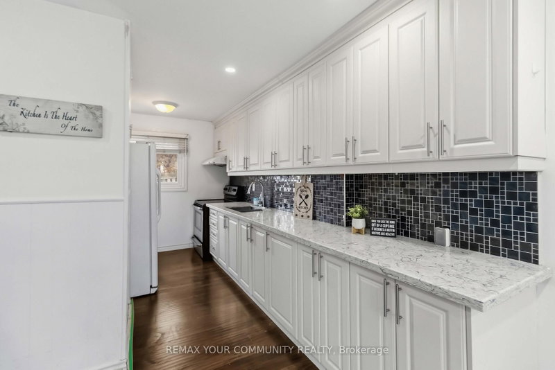 11 Grantbrook Court