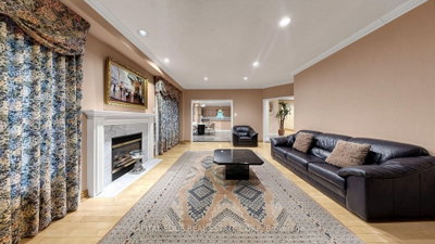 5298 Roanoke Mississauga,ON L5M 5H8 — Photo 11