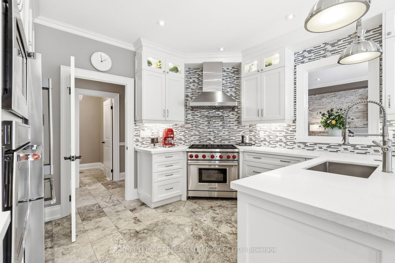2149 Alderbrook Drive • Oakville, ON photo 12