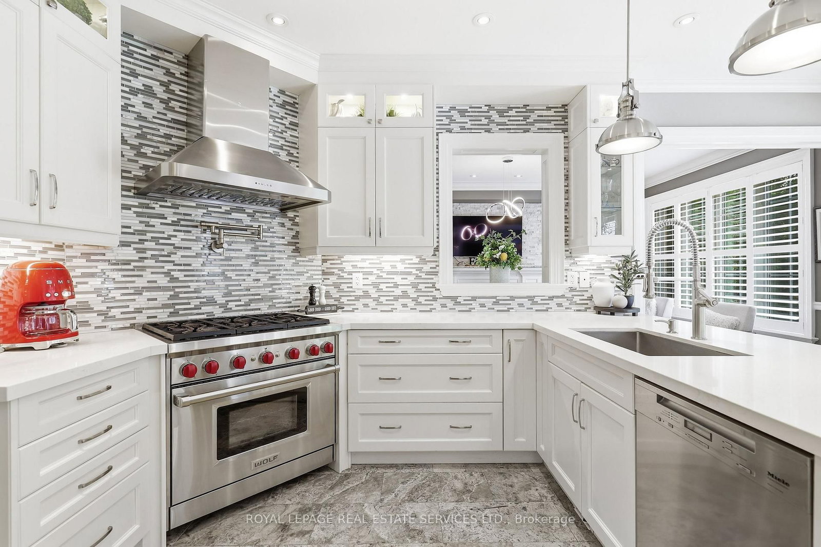 2149 Alderbrook Drive • Oakville, ON photo 13